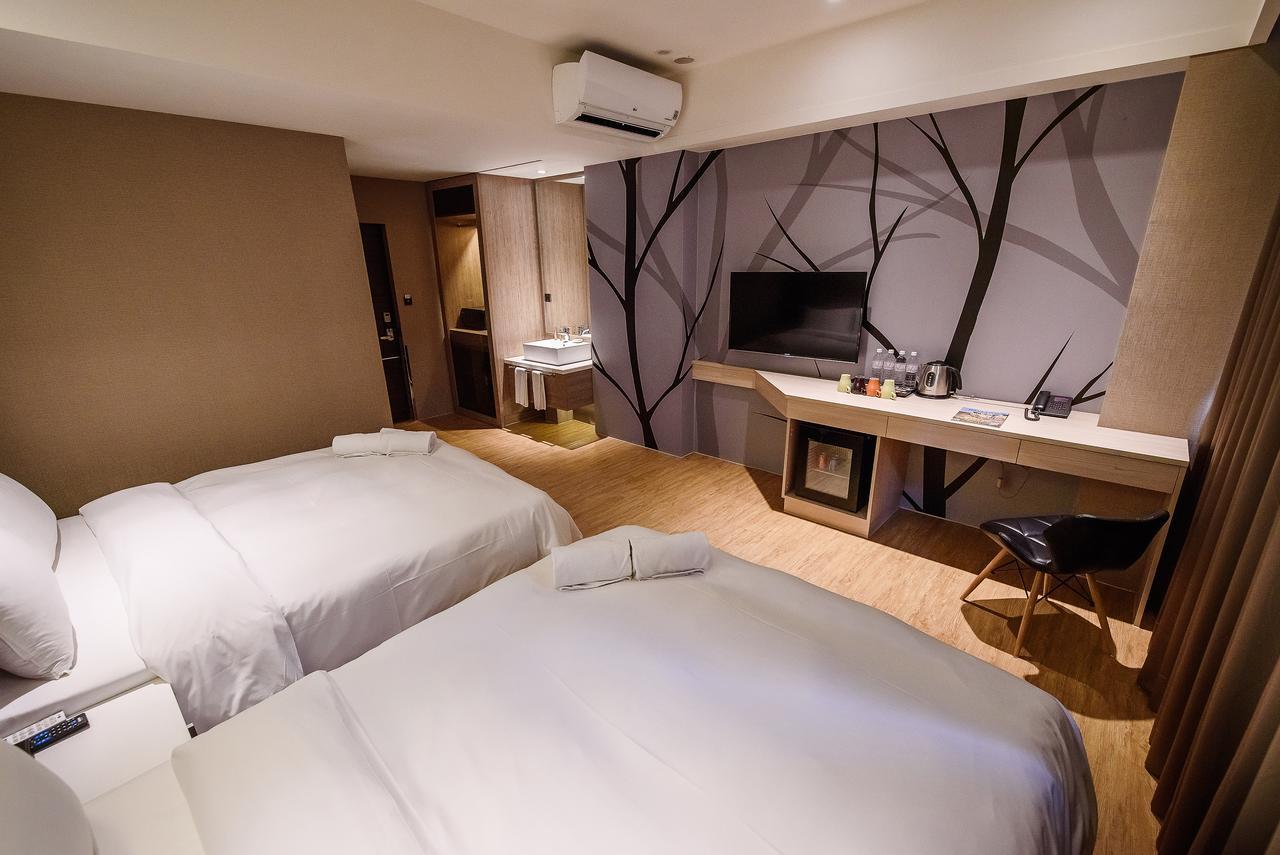 Six Fukun Hotel Jiaoxi Esterno foto